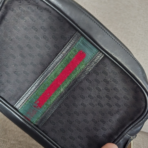 Gucci Black Leather Men's Bag - Picture 15 of 16